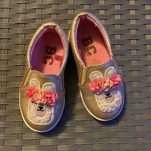 (4/$12) BC footwear, Toddler Girls shoe, size 5, gold with llama/floral design